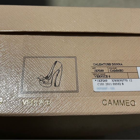 Prada dark tan high heels worn once. Size 39.5. Includes box and dust bag - Picture 3 of 8